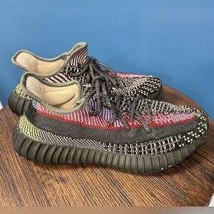 Yeezy Boost 350 - Used